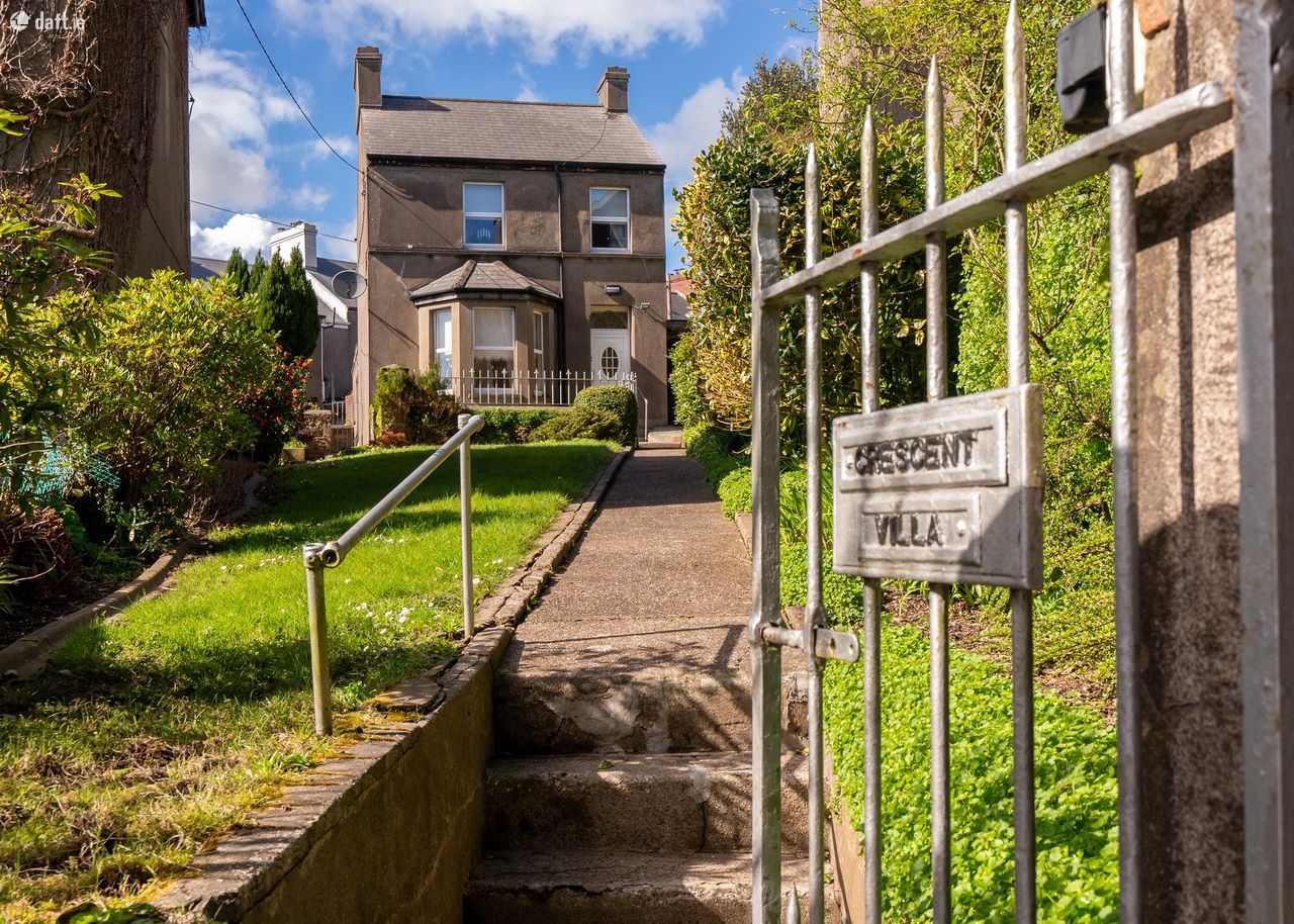 Crescent Villa, Gardiners Hill